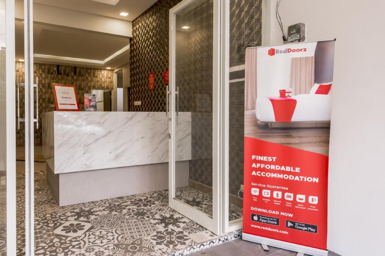 Reddoorz Syariah @ Griya Shanta Μαλάνγκ Εξωτερικό φωτογραφία